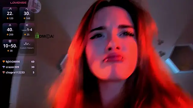 liana_kisses live sex cam