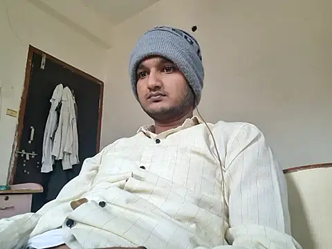 young-hairy-jon's cam snapshot