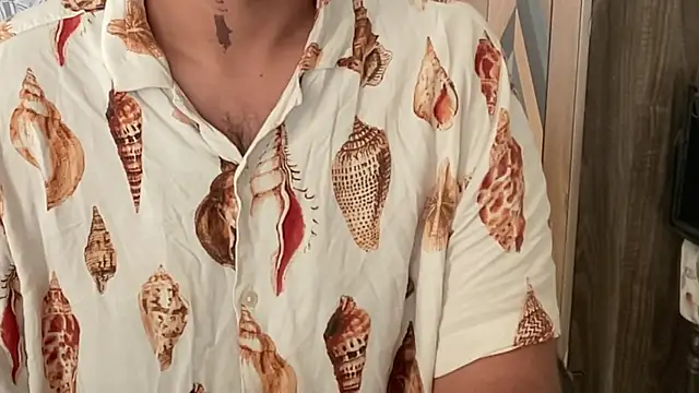 MakeMeAwareAah's cam snapshot