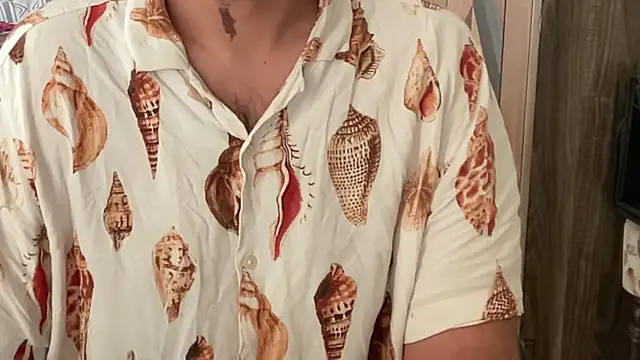 MakeMeAwareAah's cam snapshot