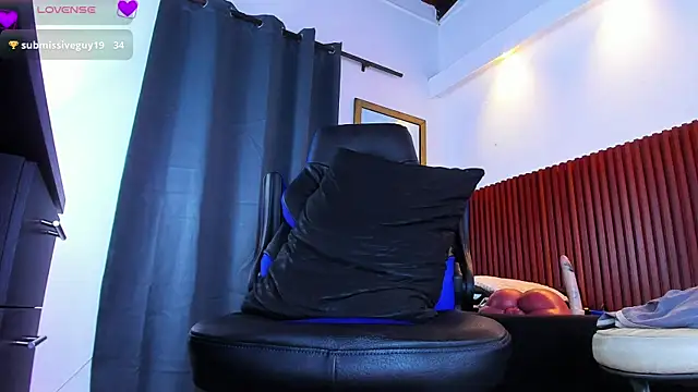 max_borman1 live sex cam