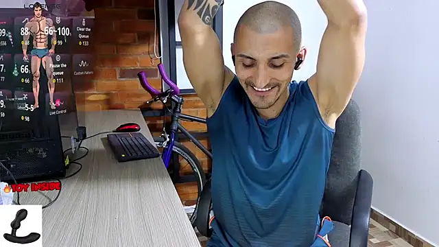 Marck_Muscle's cam snapshot