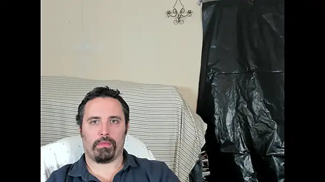 Metalstud's cam snapshot