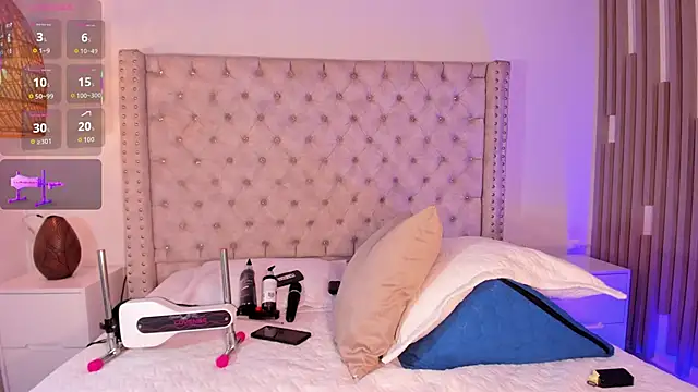 Maya_Bluee live sex cam