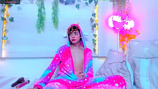 Twinkk_Guy live sex cam