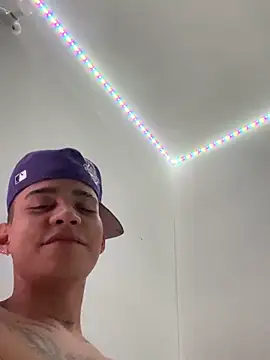 Scott_hots69's cam snapshot