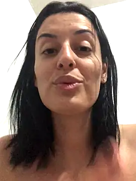 Catmila94 live sex cam