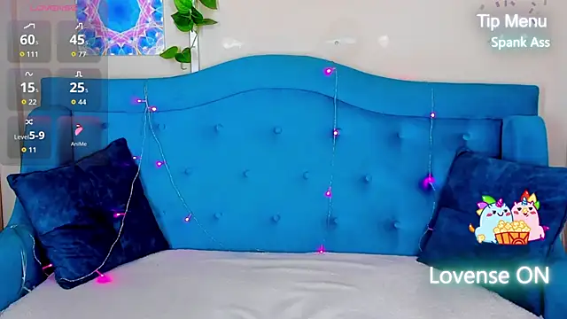 MilliStrii live sex cam