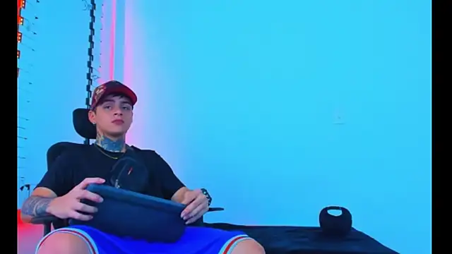 HOT_boy2025 live sex cam