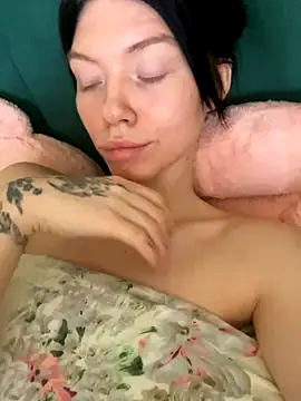 Lisaaa_Alisa live sex cam