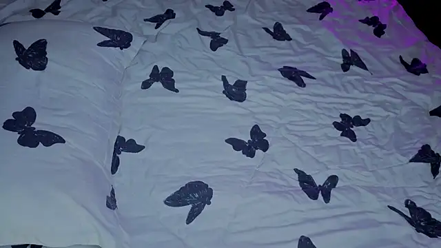 RileyMee live sex cam