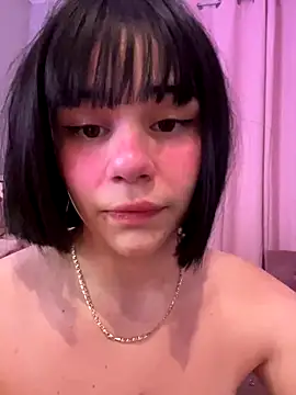 LunaMilav live sex cam