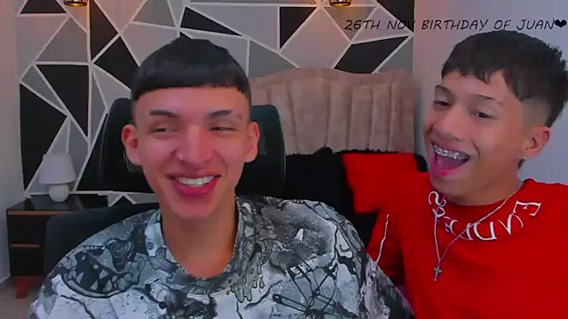 Juan_Nd_Steven live sex cam
