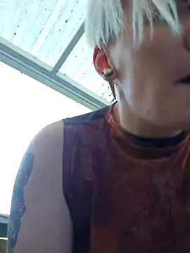 PinkTheHawk live sex cam