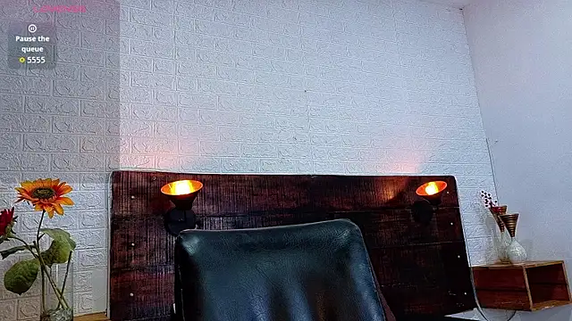 JhosuaVega live sex cam