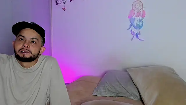 Chloe_Johnson_ live sex cam