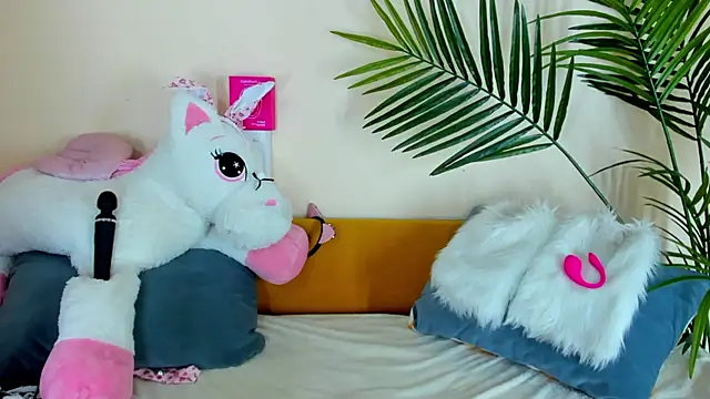 BlackyLii live sex cam