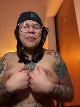 miacanela_xo live sex cam