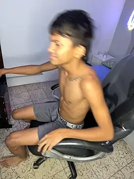 loistwink_ live sex cam