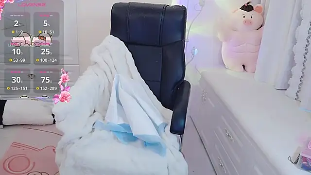 Coco-Di live sex cam