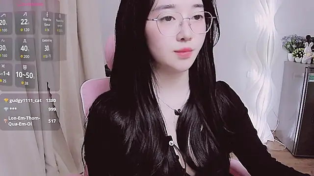 Miu-999 live sex cam