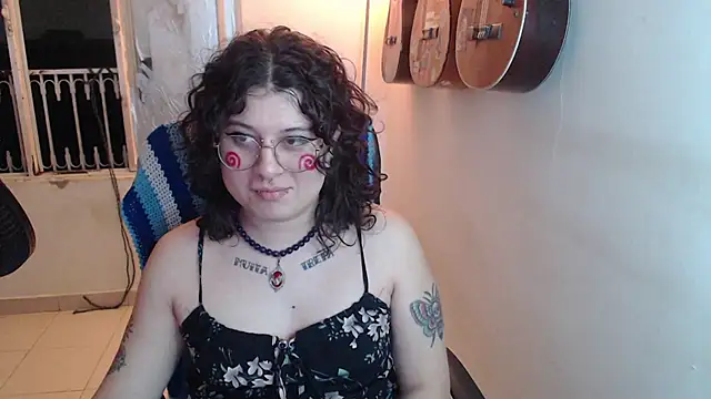 Smoke_trip_Alicia live sex cam