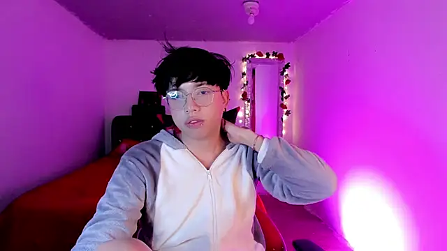 AnggelONfiree live sex cam