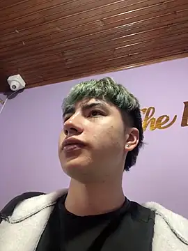 AlexanderCollman live sex cam