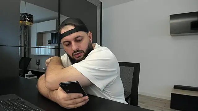 DravenPeak live sex cam