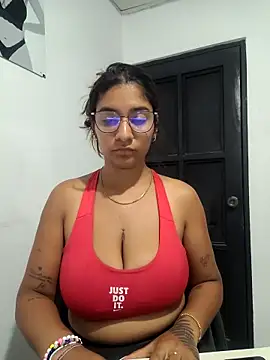Sofythom1 live sex cam