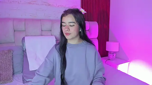 SophiaWylde live sex cam