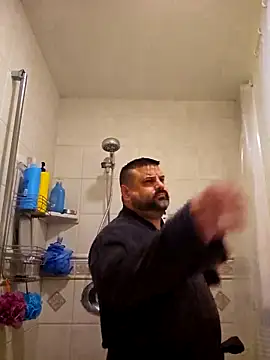 Roddog18 live sex cam