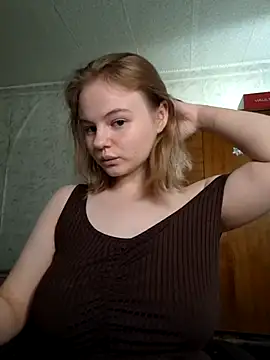 SlipperSherry live sex cam