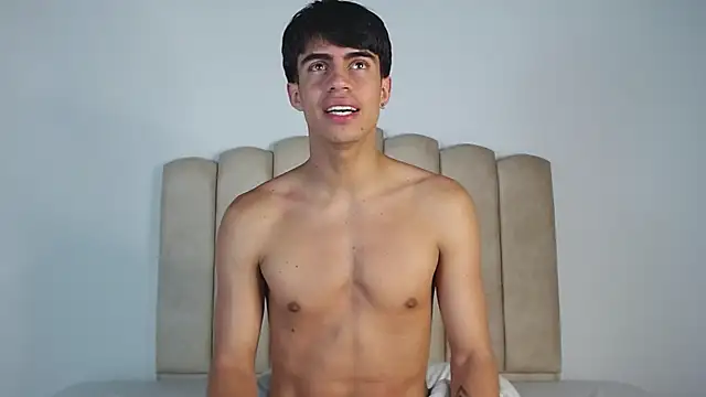 cody_pipper_'s cam snapshot