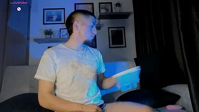 AresMassimoX's cam snapshot