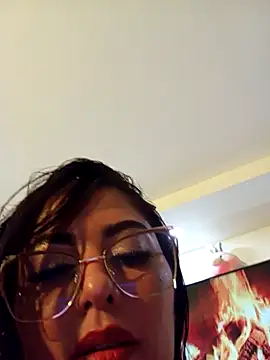 ValeNiitaLuv live sex cam