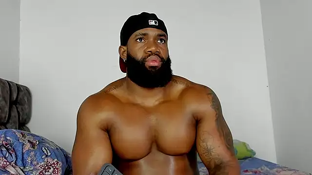 james_musclebbc's cam snapshot