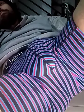 Alejandro92_cali's cam snapshot