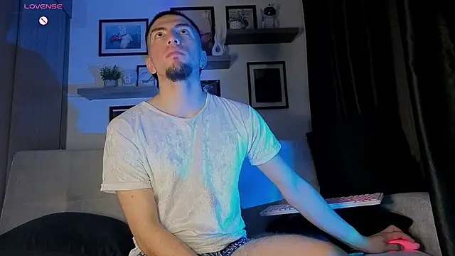 AresMassimoX's cam snapshot