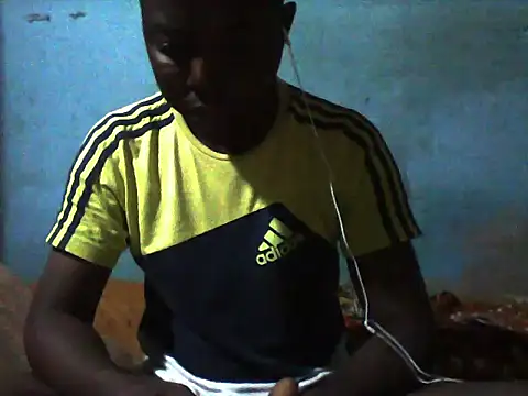 little__joy's cam snapshot