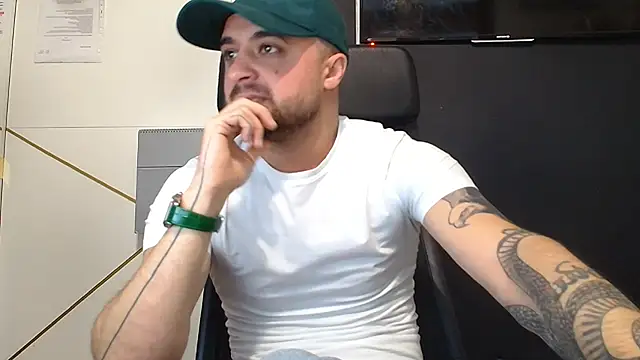 JamesMyerss's cam snapshot