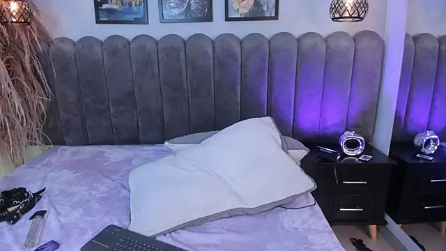 Dark_nina_ live sex cam