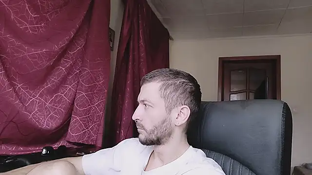 333Alone_in_theDark777's cam snapshot