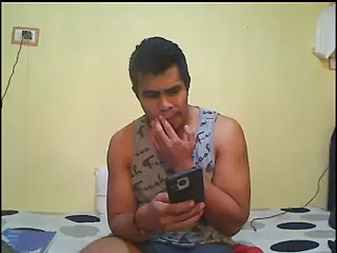 lozter345's cam snapshot