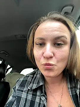 RuslanaXX live sex cam