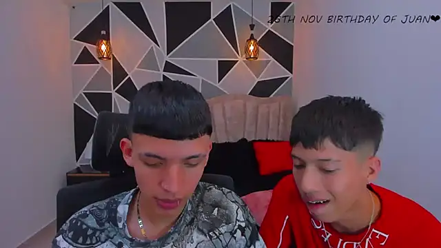 Juan_Nd_Steven's cam snapshot