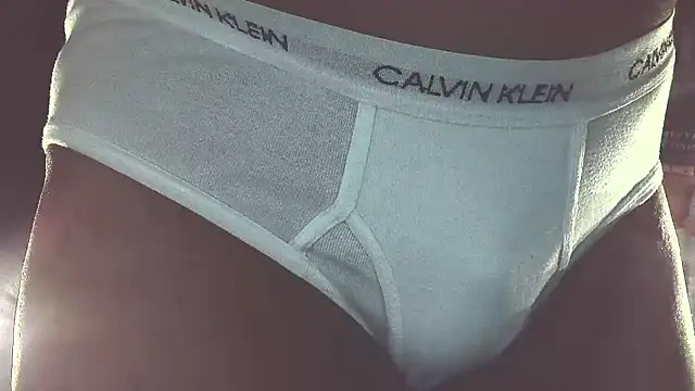 briefsguy4life@xh's cam snapshot