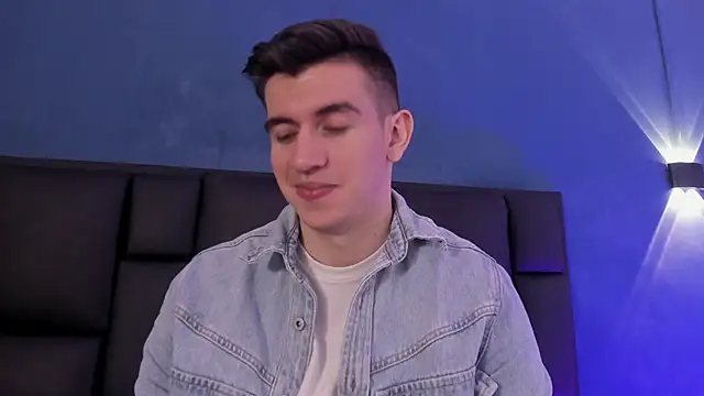 MikaelSlow's cam snapshot