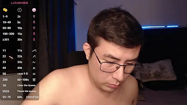 andrewmhilton_'s cam snapshot