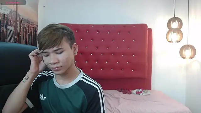 nathanclay's cam snapshot